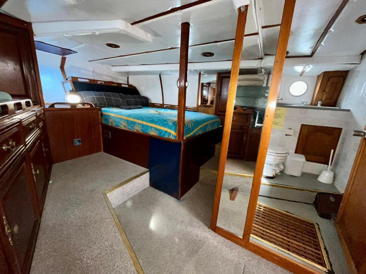 Отель Salidas En Barco Премия-де-Мар Экстерьер фото